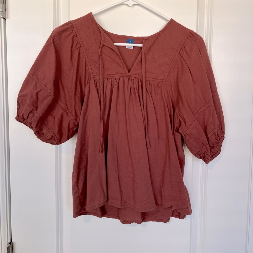 Old navy quilted top with puff sleeves